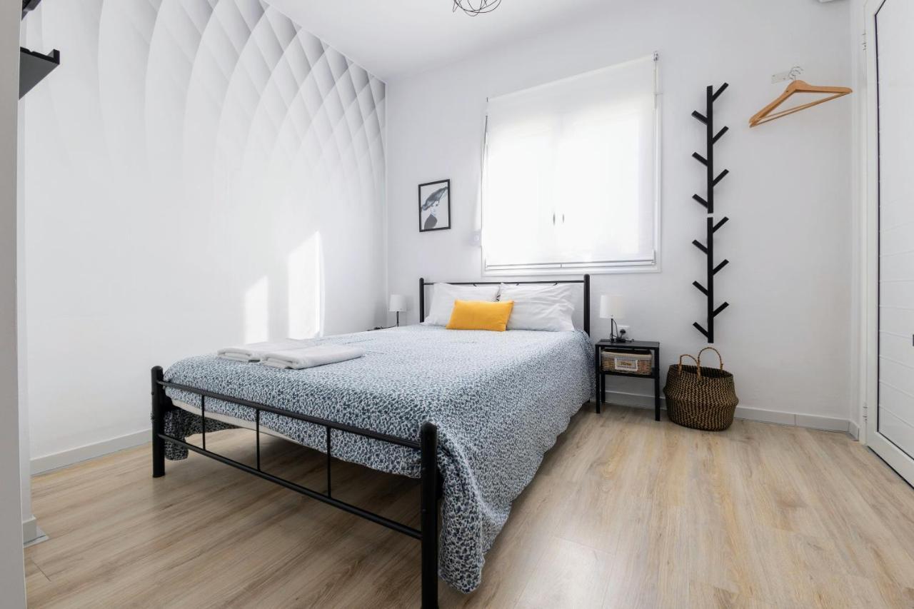 Cozy Studio, Near Airport & Sea Apartman Pórto Ráfti Kültér fotó