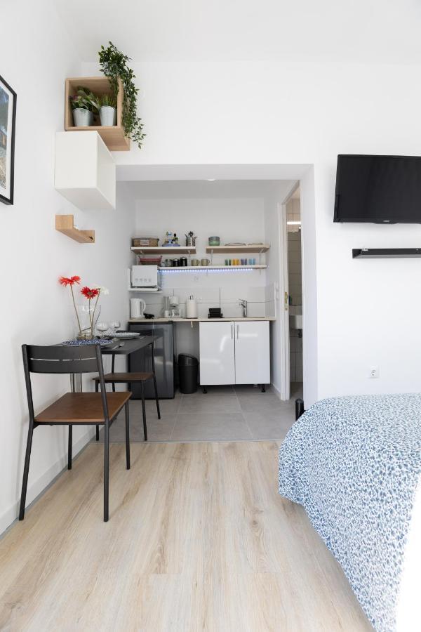 Cozy Studio, Near Airport & Sea Apartman Pórto Ráfti Kültér fotó