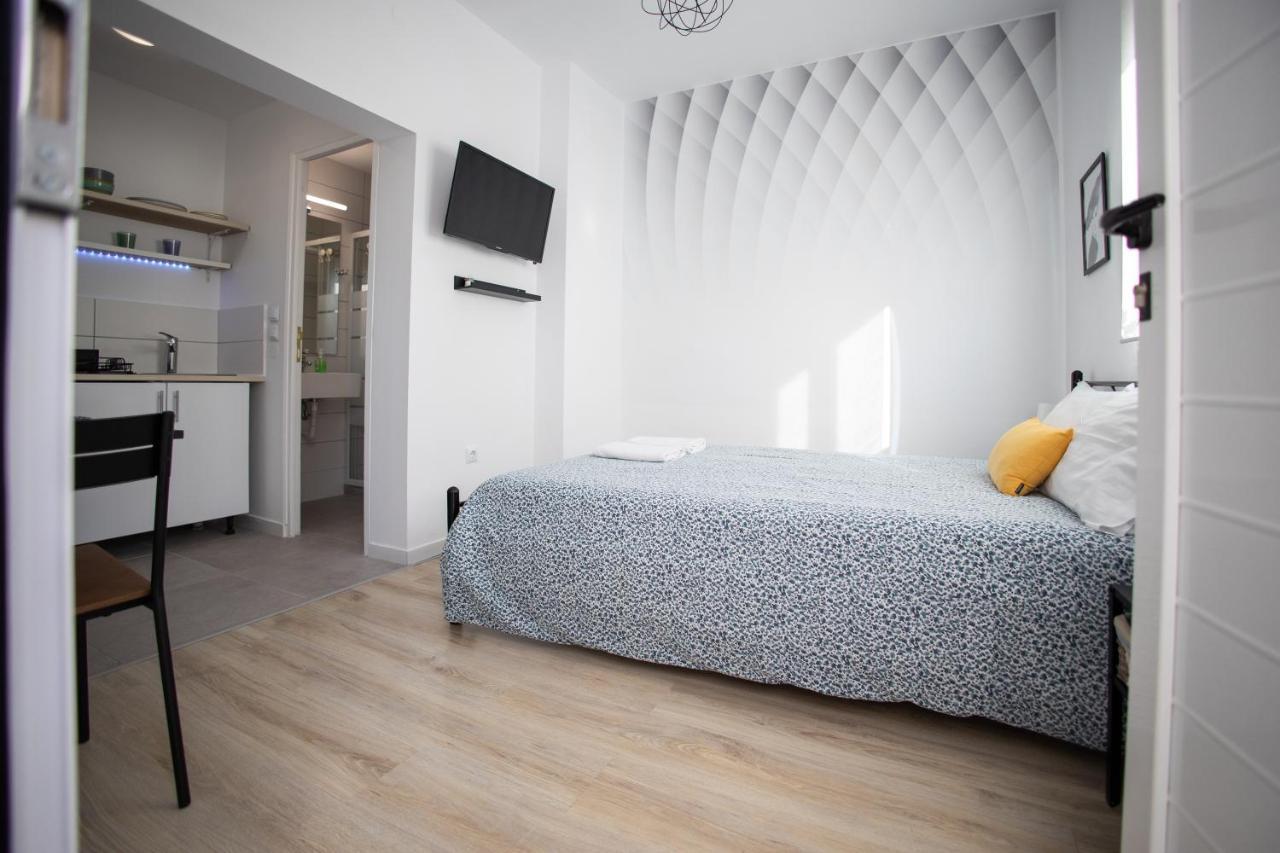 Cozy Studio, Near Airport & Sea Apartman Pórto Ráfti Kültér fotó