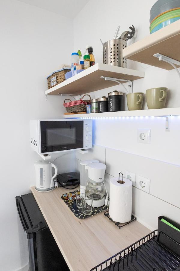 Cozy Studio, Near Airport & Sea Apartman Pórto Ráfti Kültér fotó