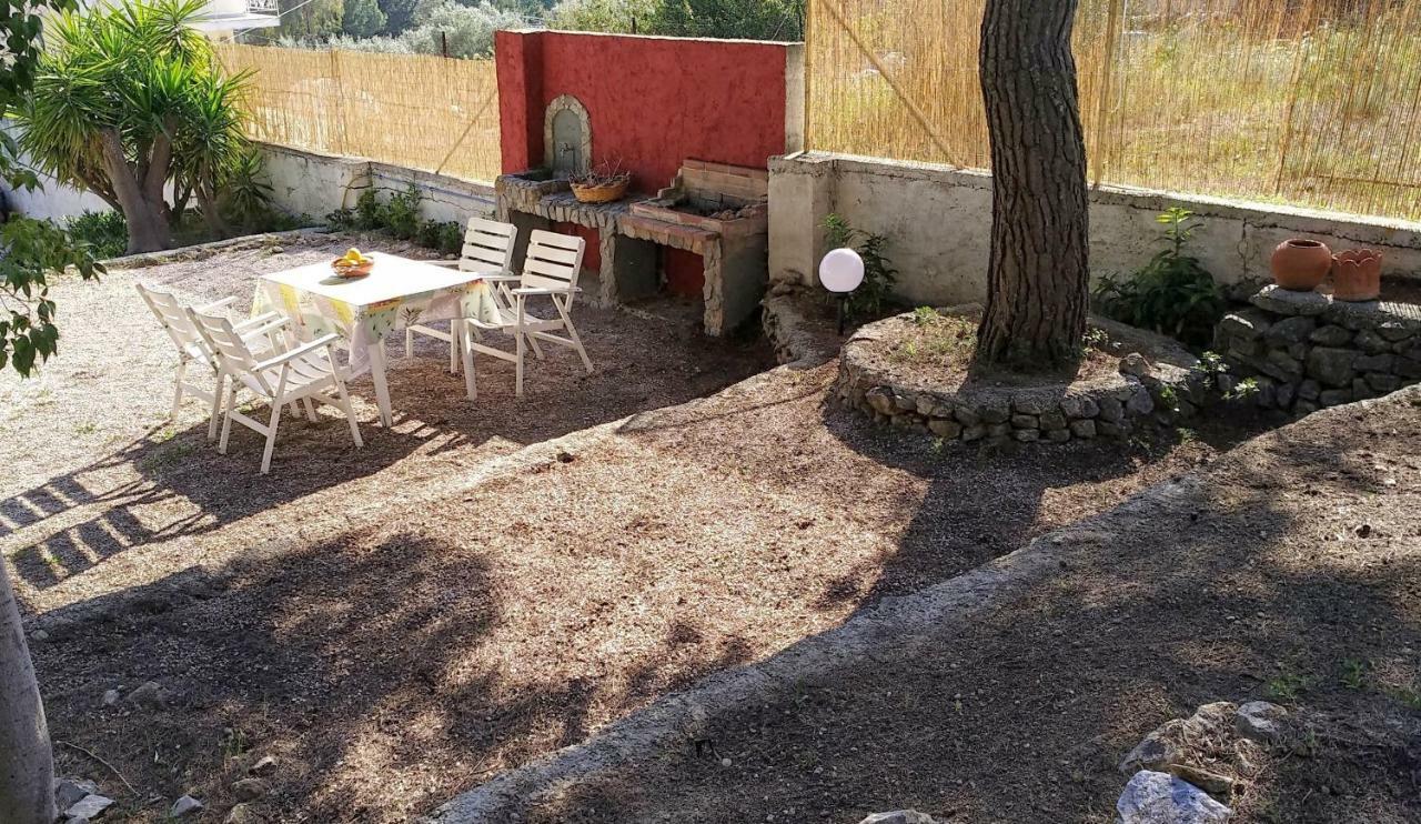 Cozy Studio, Near Airport & Sea Apartman Pórto Ráfti Kültér fotó